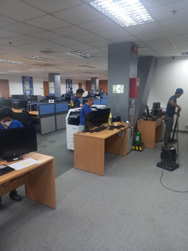 Government office workstations